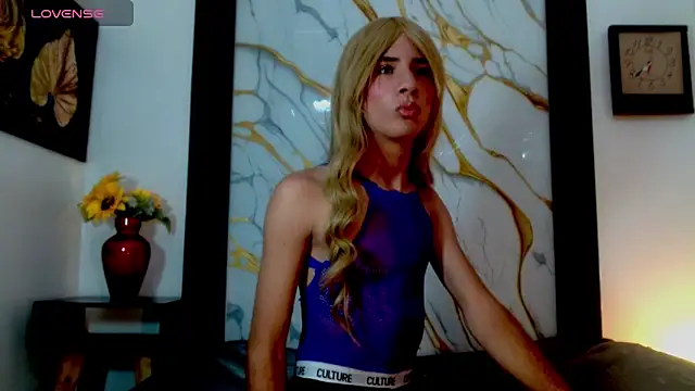 esmeralda negrette online show from April 2026 03:43:02 AM