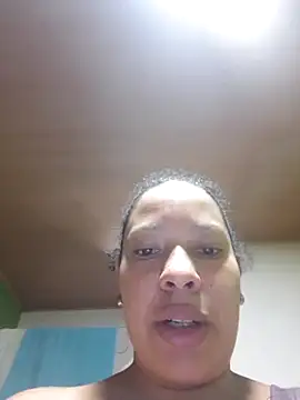 Snapshot of DivaCaliente1 chatting on May 2026 04:45:02 PM DivaCaliente1 online show from May 2026 04:45:02 PM