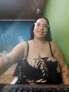 Snapshot of DivaCaliente1 chatting on July 2026 02:13:02 AM DivaCaliente1 online show from July 2026 02:13:02 AM
