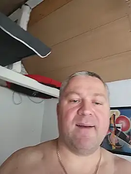 Snapshot of Anatolii_77 chatting on June 2026 01:23:01 PM Anatolii 77 online show from June 2026 01:23:01 PM