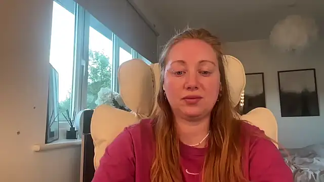 Snapshot of arielsweetieee chatting on May 2026 06:16:02 PM arielsweetieee online show from May 2026 06:16:02 PM