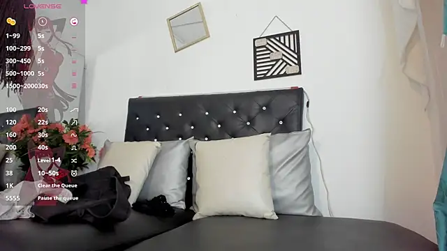 Snapshot of Sweett-Maria chatting on June 2026 06:56:01 PM Sweett-Maria online show from June 2026 06:56:01 PM