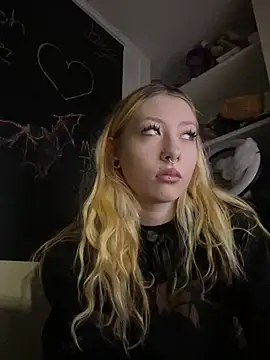 Spoilmedaddy732 online show from May 2026 03:49:02 PM