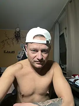 Thorbi94 online show from April 2026 07:58:02 PM