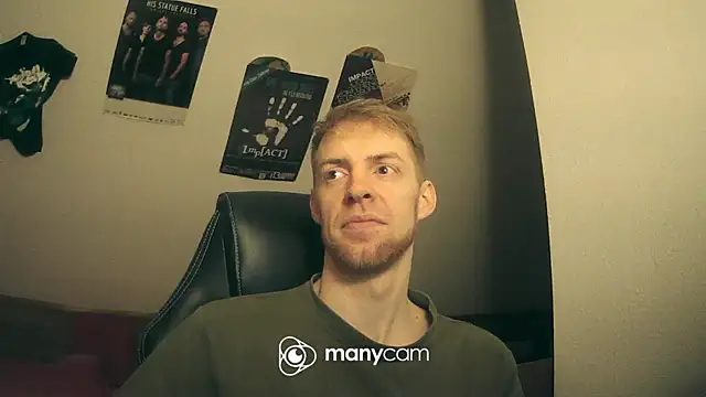 Snapshot of Milkyman7 chatting on December 2024 09:06:01 PM Milkyman7 online show from December 2024 09:06:01 PM