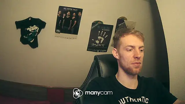 Snapshot of Milkyman7 chatting on December 2024 09:51:01 PM Milkyman7 online show from December 2024 09:51:01 PM