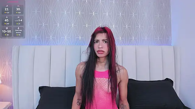 Snapshot of Tori_Gaviria chatting on May 2026 12:23:02 PM Tori Gaviria online show from May 2026 12:23:02 PM