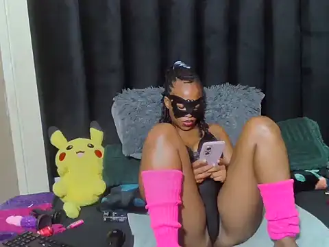 lulutiny online show from April 2026 10:35:02 AM