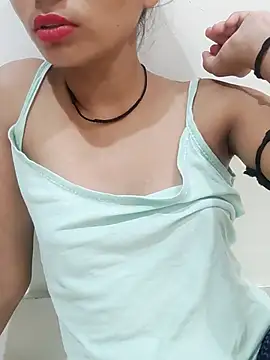 Snapshot of Kamini_rani chatting on July 2026 03:54:02 PM Kamini rani online show from July 2026 03:54:02 PM