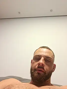 Mineirinho22c online show from April 2026 03:43:02 AM