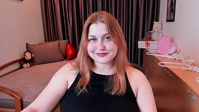 Snapshot of NoraLiin chatting on April 2026 07:08:02 PM NoraLiin online show from April 2026 07:08:02 PM