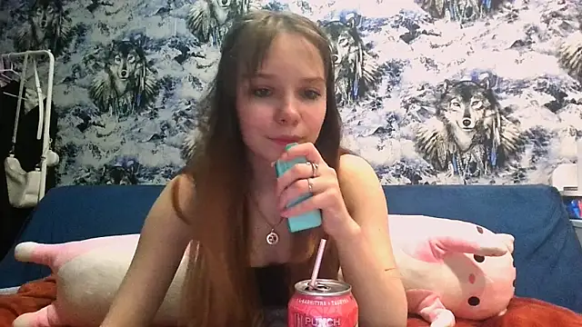 Snapshot of Princess_Mira chatting on May 2026 06:17:01 PM Princess Mira online show from May 2026 06:17:01 PM