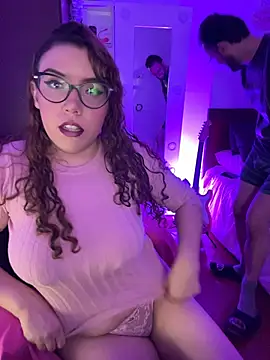 AliceMtz online show from June 2026 12:28:01 AM