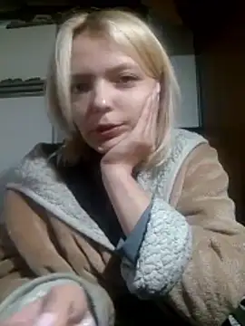 kisssyla online show from April 2026 05:16:02 PM