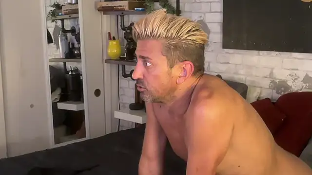 maxbandit online show from September 2025 06:09:02 PM