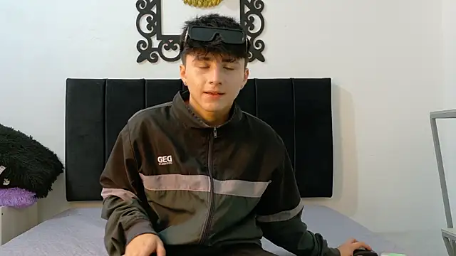 LunayDream online show from June 2026 11:41:01 AM
