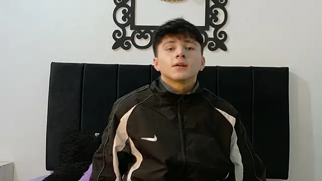 LunayDream online show from July 2026 11:50:01 AM