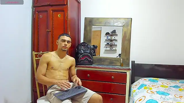 Snapshot of Teo_Rave chatting on July 2026 06:34:02 PM Teo Rave online show from July 2026 06:34:02 PM