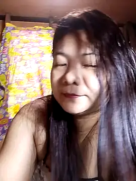 Snapshot of eljhenx chatting on June 2026 03:20:02 AM eljhenx online show from June 2026 03:20:02 AM