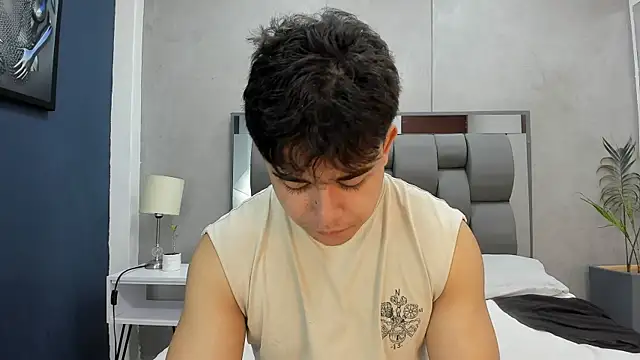 Snapshot of Charlie___Musk chatting on June 2026 11:31:01 AM Charlie Musk online show from June 2026 11:31:01 AM