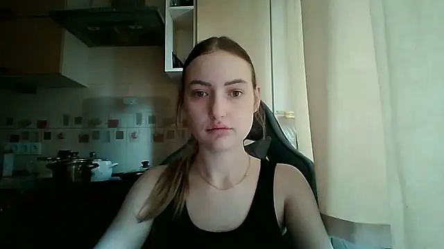 Lisanta online show from April 2026 11:13:02 AM