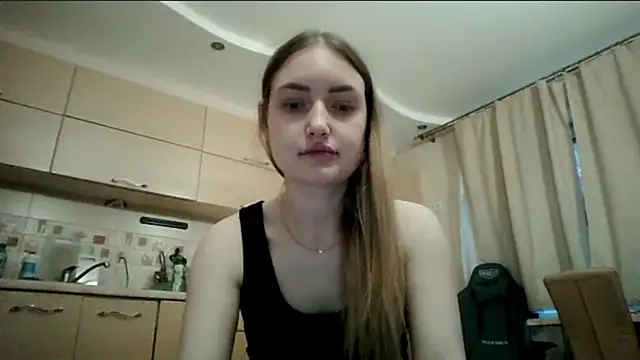 Snapshot of Lisanta chatting on May 2026 04:26:01 PM Lisanta online show from May 2026 04:26:01 PM