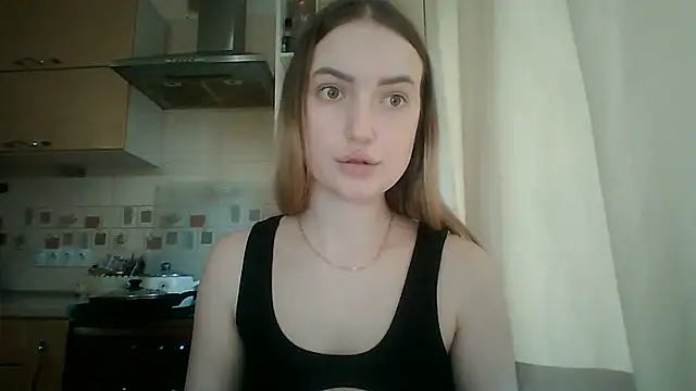 Snapshot of Lisanta chatting on June 2026 04:12:02 PM Lisanta online show from June 2026 04:12:02 PM