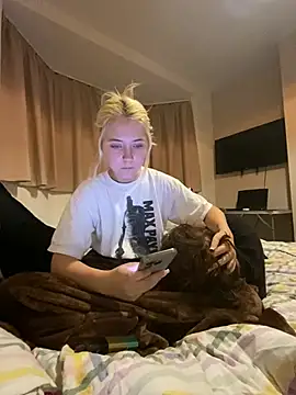 SofiaNLukaBabe online show from July 2026 11:30:01 PM