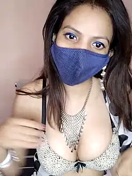 lovelyrosewifey online show from May 2026 11:37:02 AM