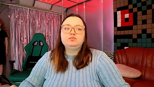 CatherineClaire online show from May 2026 04:34:01 PM