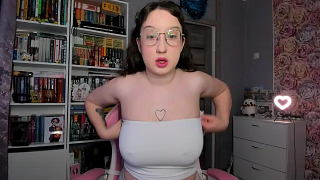 Snapshot of minionkaa chatting on May 2026 03:34:01 AM minionkaa online show from May 2026 03:34:01 AM