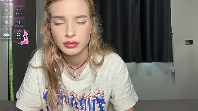 crazysuckks online show from May 2026 02:17:01 AM