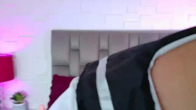 Snapshot of KeiryGinger chatting on May 2026 06:48:01 PM KeiryGinger online show from May 2026 06:48:01 PM