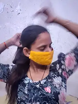 Cutie Neetu online show from May 2026 09:29:02 AM