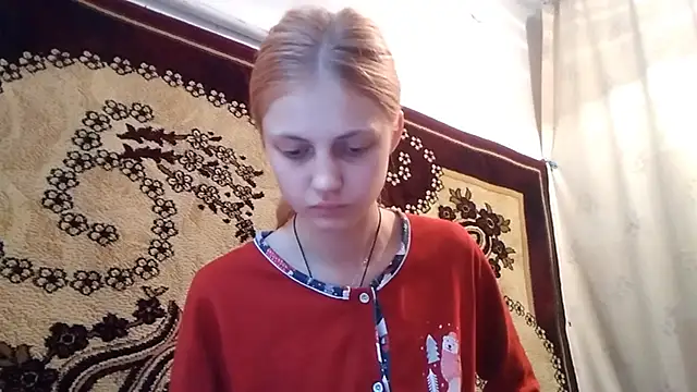 LunaLaday online show from May 2026 02:39:01 AM