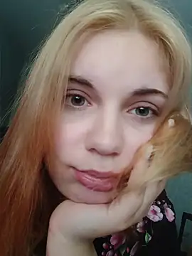 LoisFox online show from May 2026 11:28:02 AM