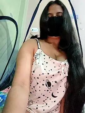 Snapshot of Priya_9945 chatting on May 2026 05:58:01 AM Priya 9945 online show from May 2026 05:58:01 AM
