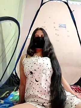Snapshot of Priya_9945 chatting on May 2026 04:19:01 AM Priya 9945 online show from May 2026 04:19:01 AM