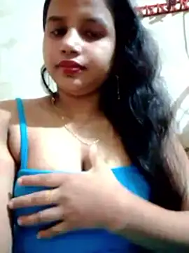 Snapshot of Nigar_Hatun chatting on May 2026 05:18:01 PM Nigar Hatun online show from May 2026 05:18:01 PM