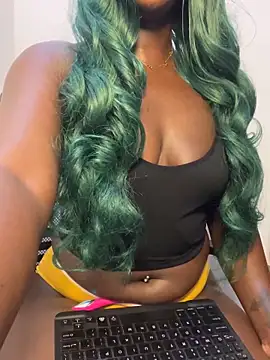 Leylabelle26 online show from June 2026 01:05:01 AM