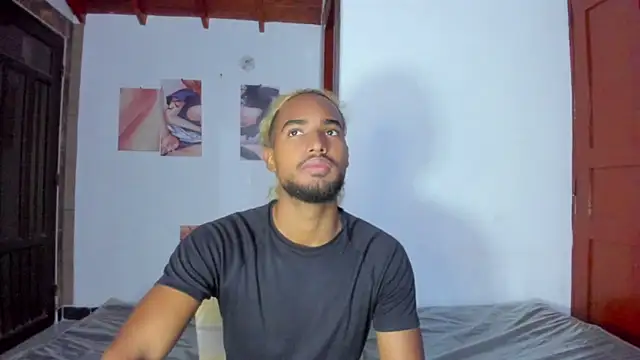 Snapshot of salvatore_amator chatting on June 2026 03:50:02 AM salvatore amator online show from June 2026 03:50:02 AM