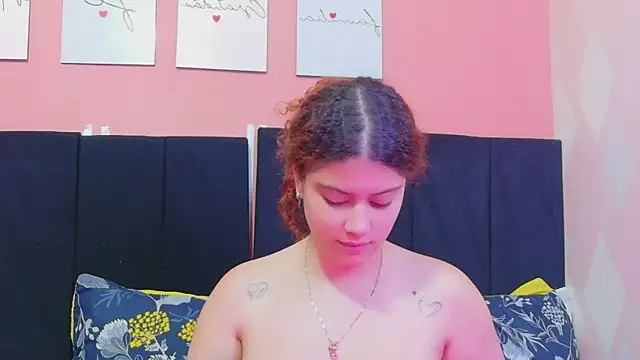 HoneyHipss online show from May 2026 12:47:02 PM