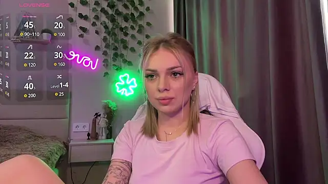 CandyRass online show from June 2026 11:12:02 AM