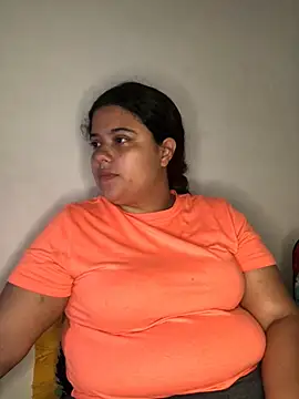 Snapshot of EliVanegas chatting on May 2026 07:06:02 AM EliVanegas online show from May 2026 07:06:02 AM