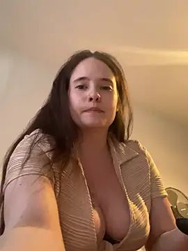Snapshot of Poppylooloo chatting on May 2026 02:00:02 PM Poppylooloo online show from May 2026 02:00:02 PM