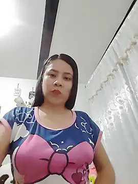 Nicol Alvarez1 online show from June 2026 04:57:01 AM