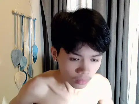 sweet cuttieguy online show from April 2026 11:23:02 AM