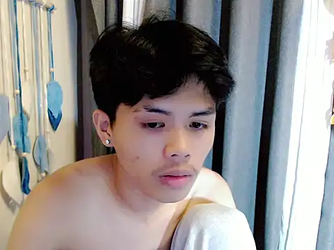 sweet cuttieguy online show from April 2026 02:14:02 PM