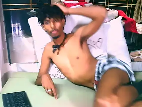 SubmissiveStallion69 online show from April 2026 12:40:02 PM