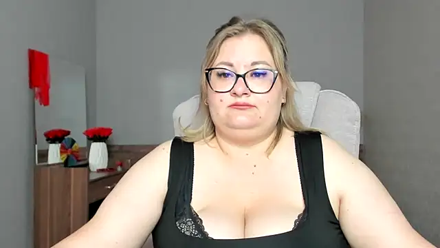IrenRori online show from May 2026 06:09:01 AM